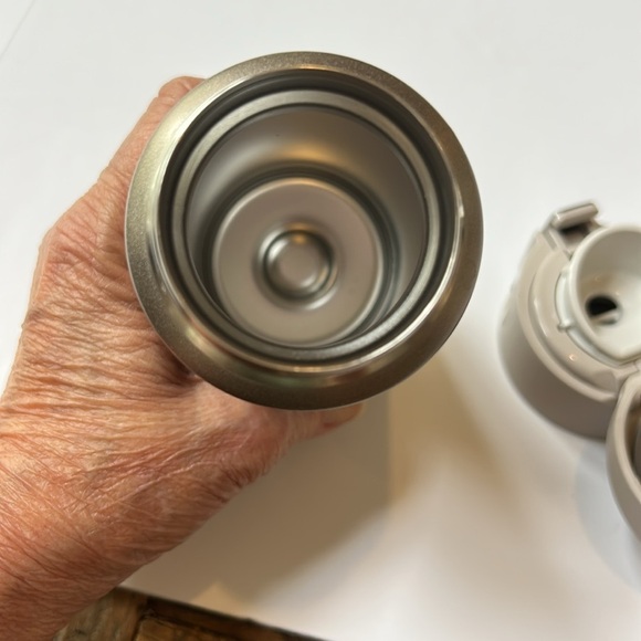 Zojirushi Champagne Gold 12 oz. stainless Steel Thermos Flask NEW - Picture 8 of 8